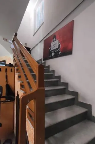 Casa Dell'acero Rosso * Sarzana