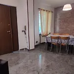 Casa Dell'acero Rosso * Sarzana