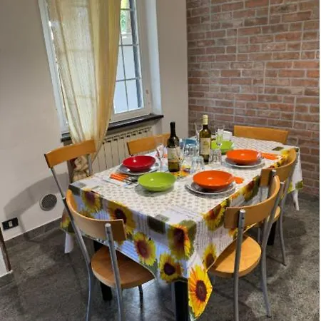Casa Dell'acero Rosso Hébergement de vacances Sarzana