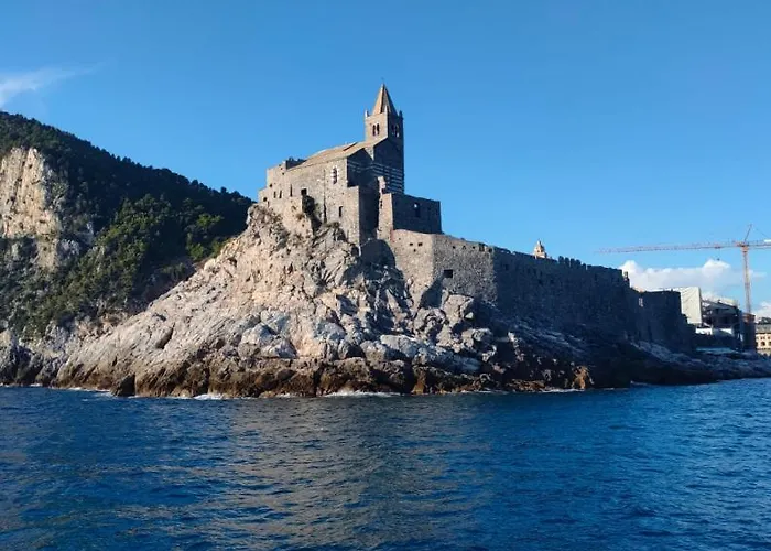 Casa Dell'acero Rosso * Sarzana
